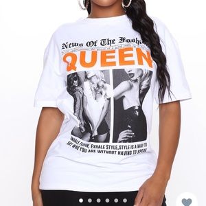 T shirt by fashion nova